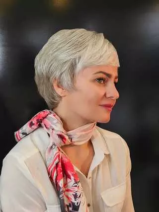 Lara Seite
